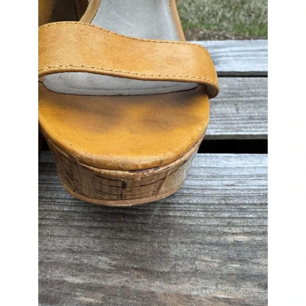 MICHAEL KORS IVANA SANDAL WOMENS PLATFORM SANDALS HEELS‎  SHOES Size 8 1/2
